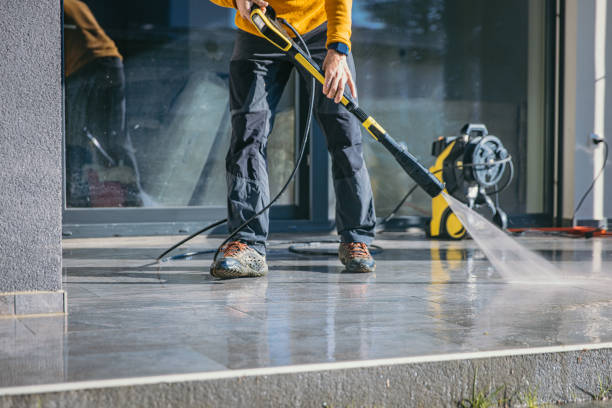 Professional Pressure Washing Services in San Carlos Park, FL